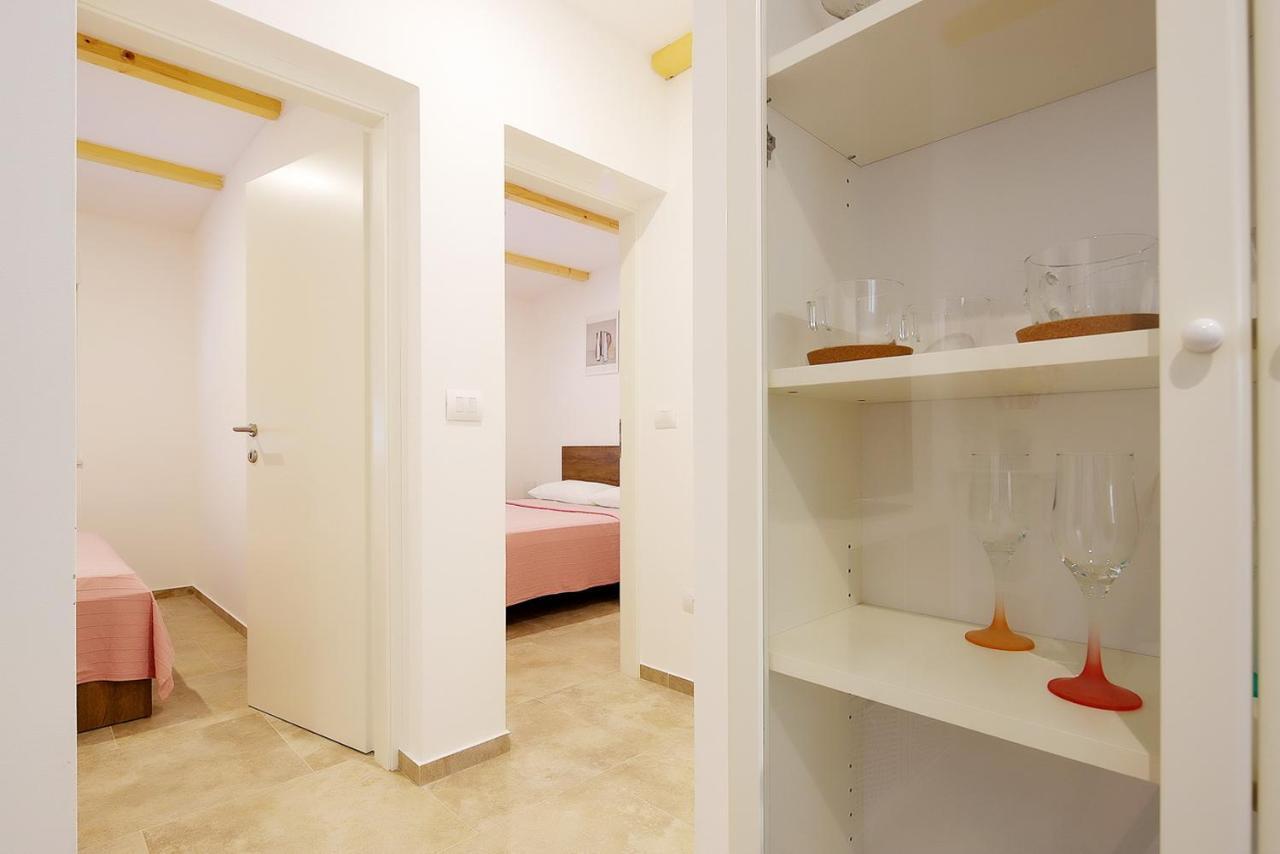 Apartments Sonja Шіло Екстер'єр фото