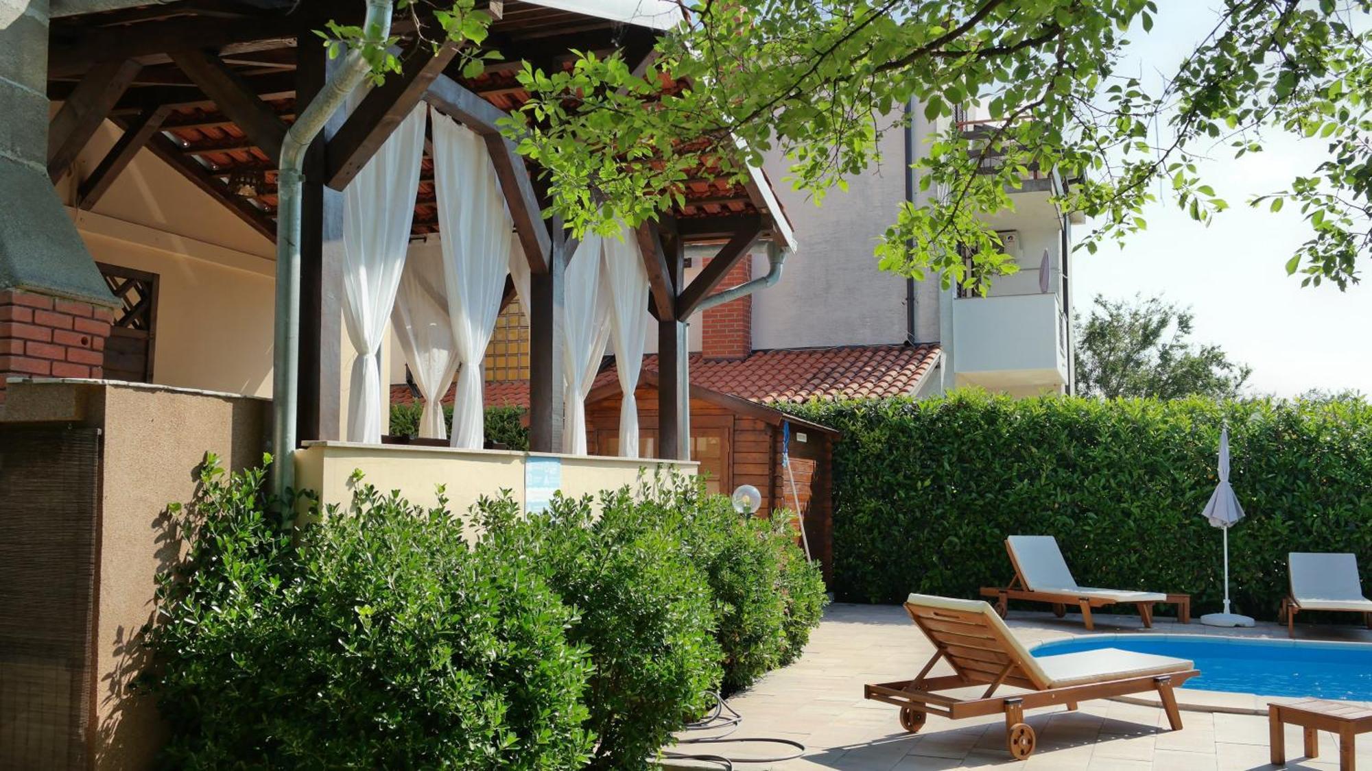 Apartments Sonja Шіло Екстер'єр фото